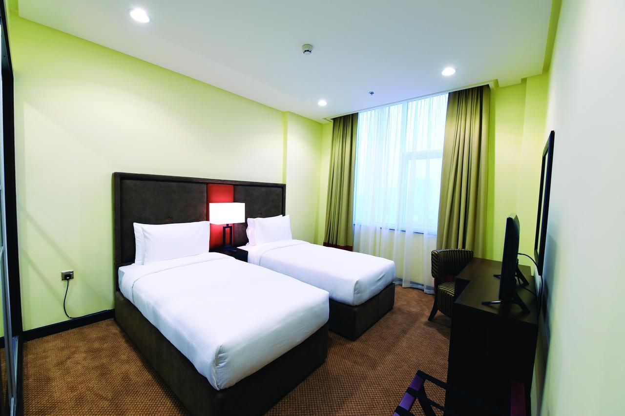 Orange Suites Hotel Manama Ngoại thất bức ảnh